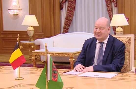 Дуньягозель Гулманова приняла верительные грамоты новоназначенного посла Бельгии в Туркменистане