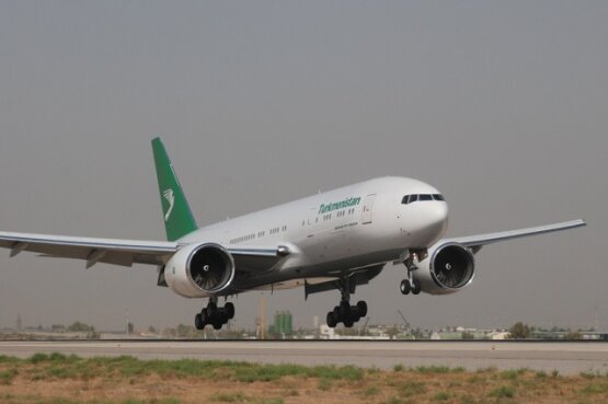 Темп роста по оказанию услуг Туркменских авиалиний за последние 4 месяца составил более 299%