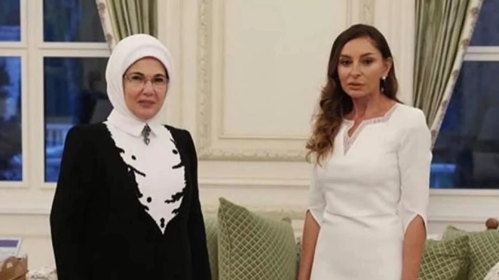 Первая леди Турции выразила благодарность Мехрибан Алиевой
