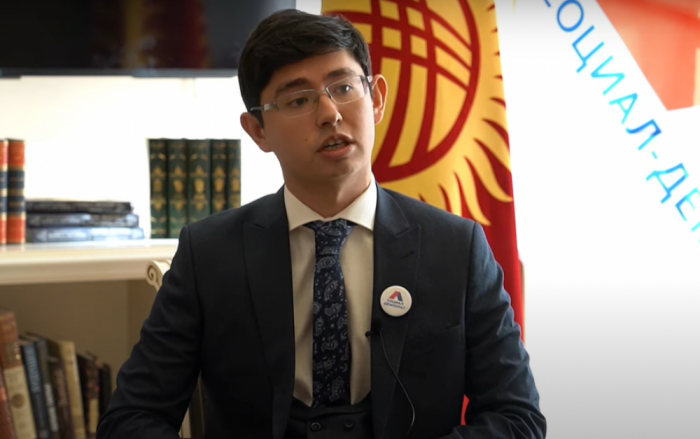 Генпрокуратуру Киргизии обвинил в черном пиаре сын Атамбаева