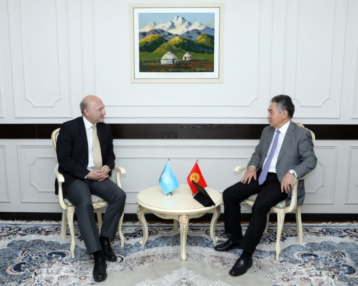 Глава МИД Киргизии обсудил с дипломатом от ООН борьбу с наркотрафиком