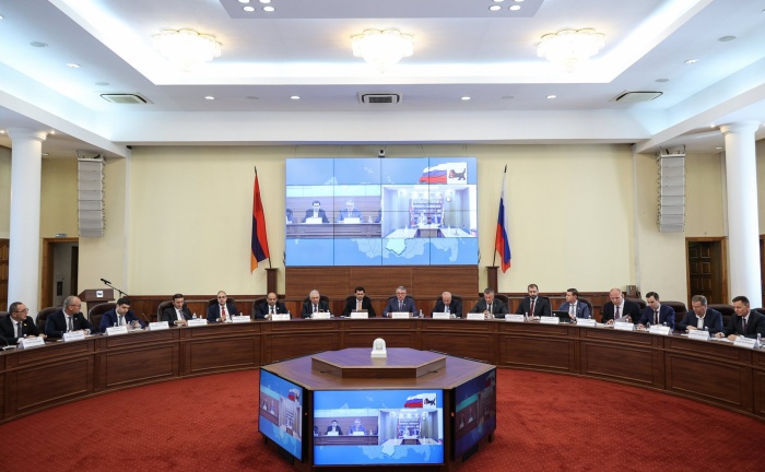Россия выделила 35 миллионов рублей на покупку учебников для школ Армении