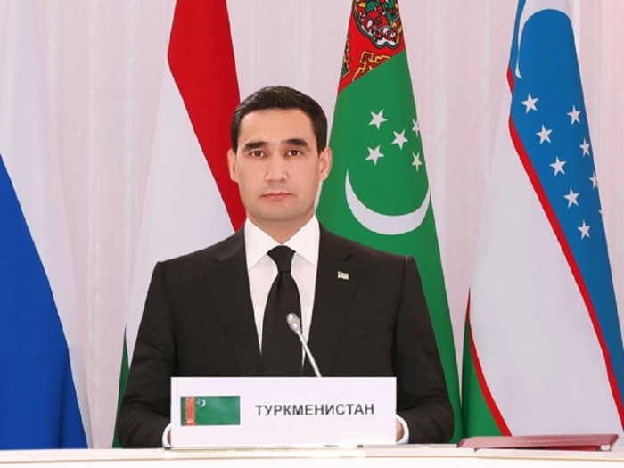 Руководители стран Содружества поздравили Бердымухамедова и туркменистанцев с Днём победы