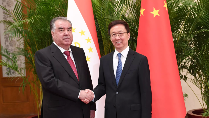 Таджикистан пригласили в «экспресс» экономического развития Китая
