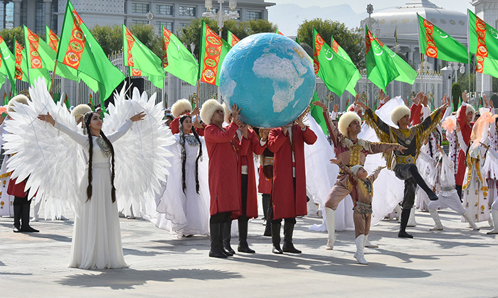 Туркменистан торжественно отпразднует 32-ю годовщину Независимости страны