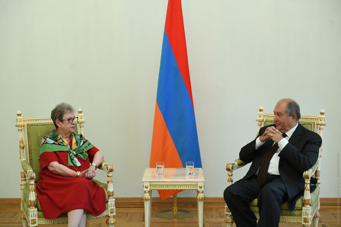 Президент Армении поддерживает углубление сотрудничества с Европейским Союзом