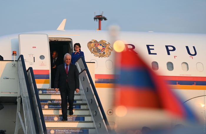 Президент Армении принял участие в Петербургском международном экономическом форуме