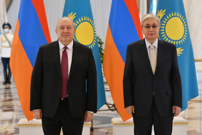 Президент Армении пожелал скорого восстановления правопорядка в Казахстане