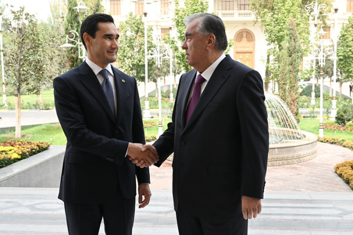 Президенты Туркменистана и Таджикистана заявили о необходимости увеличения объема взаимной торговли