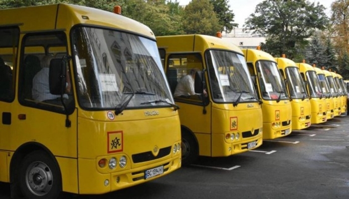 На Украине закуплено почти 500 школьных автобусов