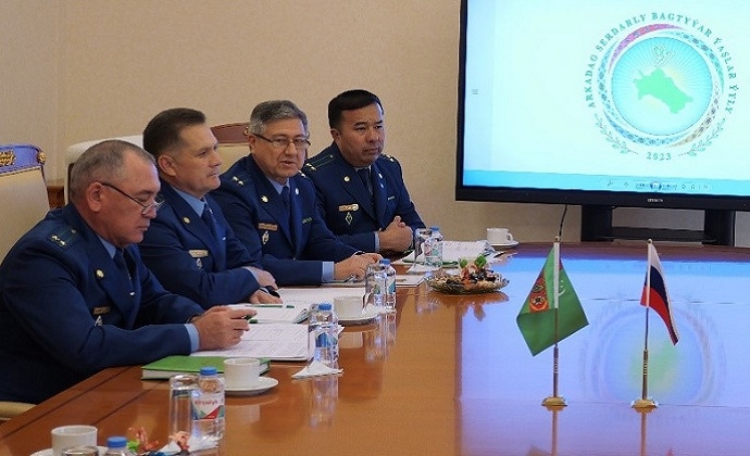 Сотрудники таможенных служб Туркменистана и России обсудили приоритетные направления партнёрства