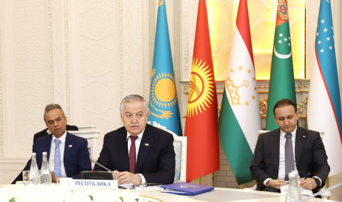Главы МИД стран Центральной Азии встретились в Душанбе