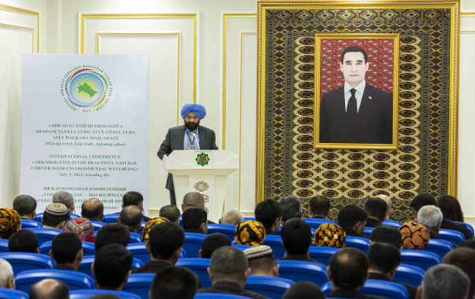 В Туркменистане в «умном» городе Аркадаг прошел экологический форум