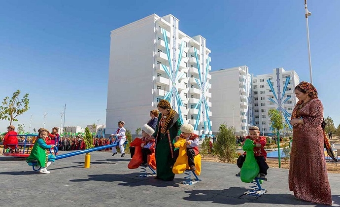 Вице-премьер Аннамаммедов доложил о ходе подготовки к 32-й годовщине независимости Туркменистана