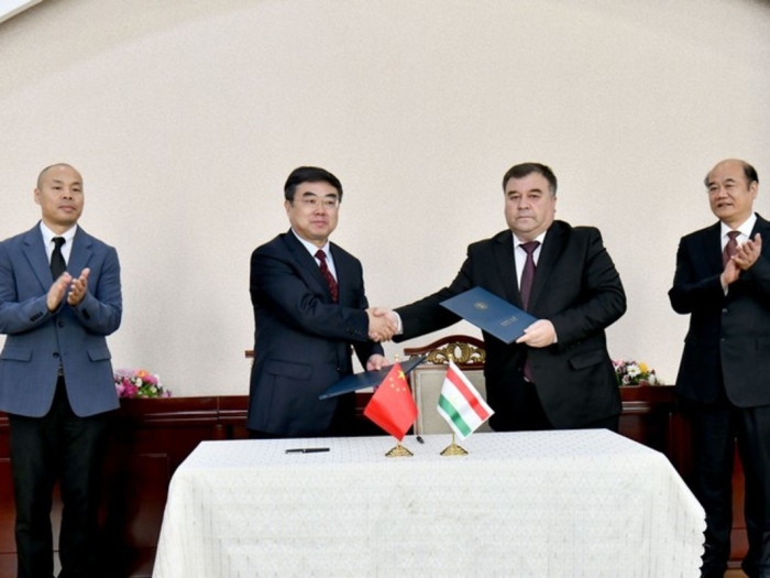 Более 30 университетов КНР презентовали свои возможности в Таджикистане