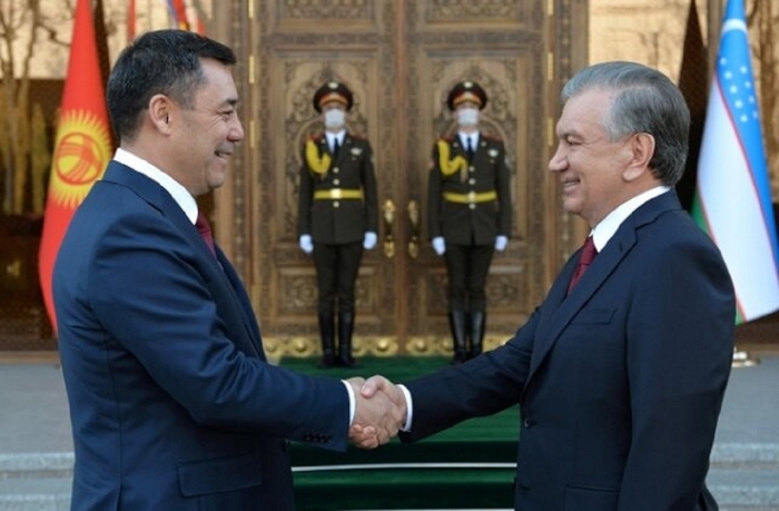 Президент Киргизии высоко оценил роль лидера Узбекистана в укреплении двусторонних взаимоотношений