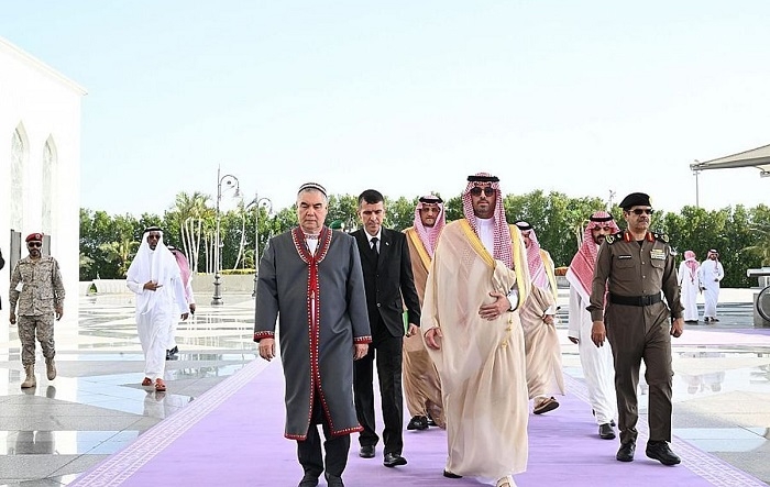 Председатель Халк Маслахаты Туркменистана прибыл в Саудовскую Аравию для совершения хаджа