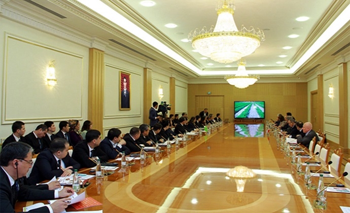 Делегация деловых кругов Италии прибыла в Туркменистан с целью налаживания сотрудничества