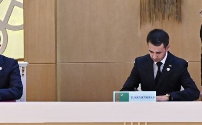 Председатель таможни Туркменистана Худайкулиев провел встречу с коллегами из стран ЦА и Китая