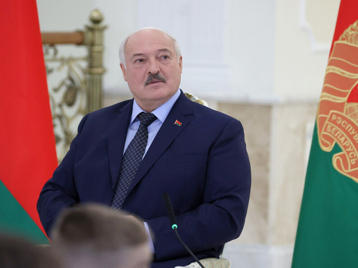 Создание белорусского электрокара анонсировал Лукашенко
