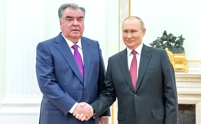 Рахмон встретится с Путиным на Саммите СНГ в Киргизии