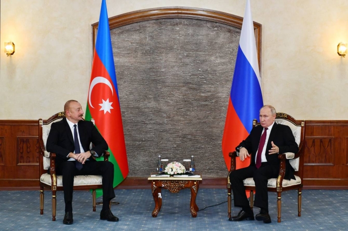 Алиев и Путин встретились на саммите СНГ в Киргизии