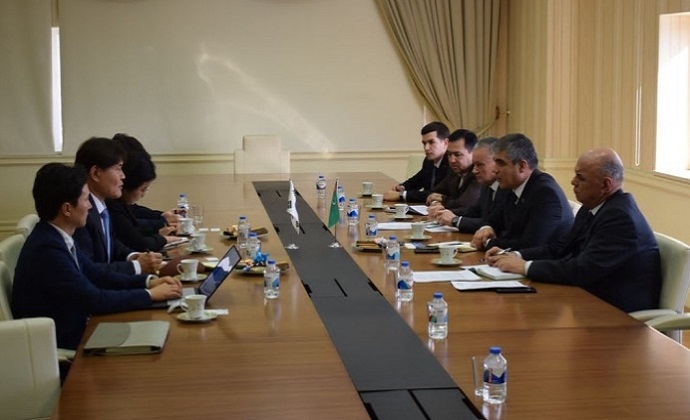 Туркменистан и Корея обсудили перспективы реализации проектов в сфере автомобильного транспорта