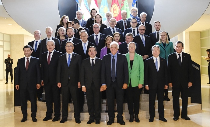 Глава МИД Туркменистана Рашид Мередов озвучил основные направления сотрудничества с Евросоюзом