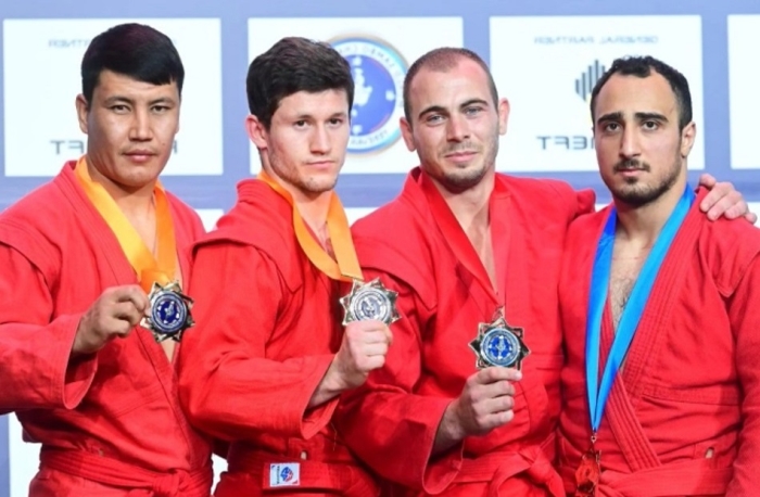 Туркменский самбист Бегенч Балтаев занял третье место на чемпионате мира
