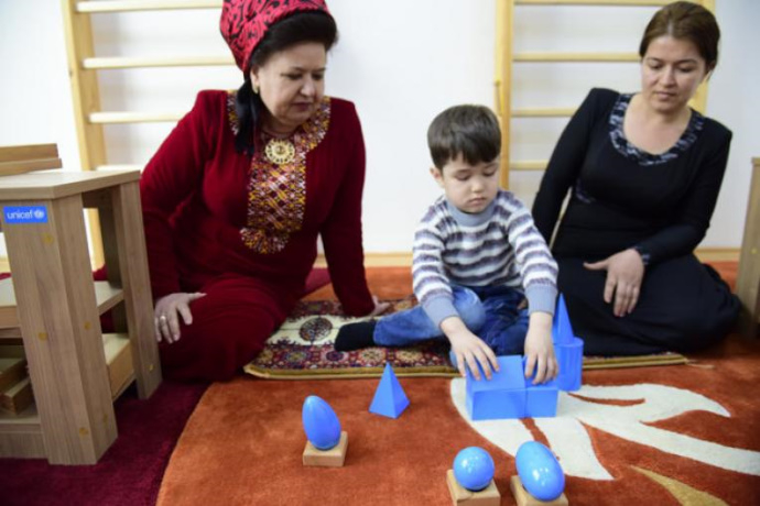 В Туркменистане разработали приложение для мониторинга раннего развития ребенка