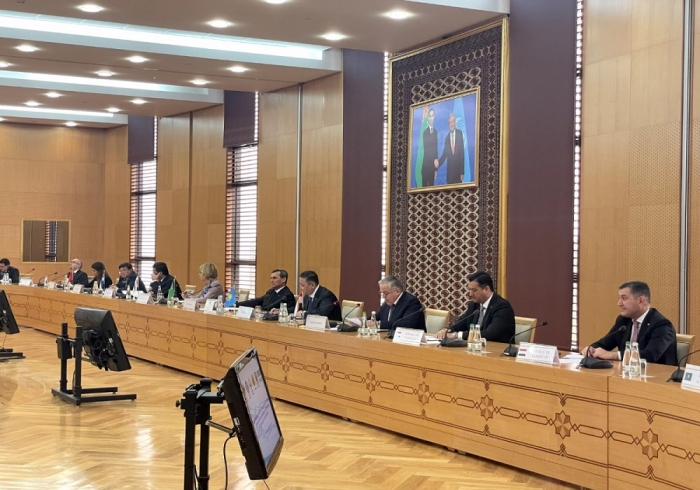Сироджиддин Мухриддин выступил на встрече глав МИД стран Центральной Азии и генсека ОБСЕ в Ашхабаде