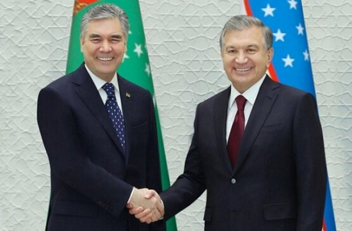 Новая политическая система, внедряемая в Туркменистане, получила поддержку со стороны Узбекистана