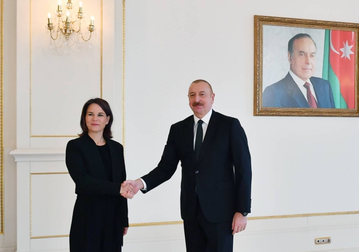 Ильхам Алиев принял главу немецкого МИД