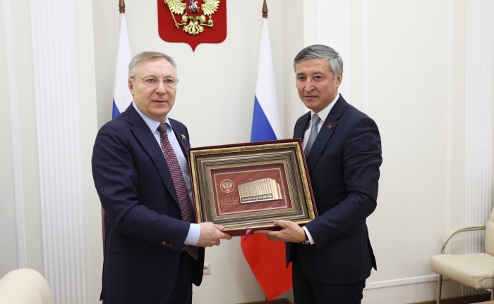 Парламентарии Киргизии и России обсудили выполнение высоких договоренностей