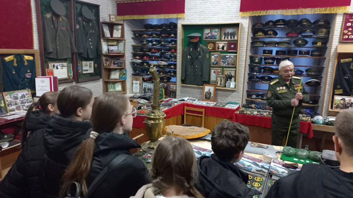 Белорусские военные организовали на каникулах досуг тысяч школьников