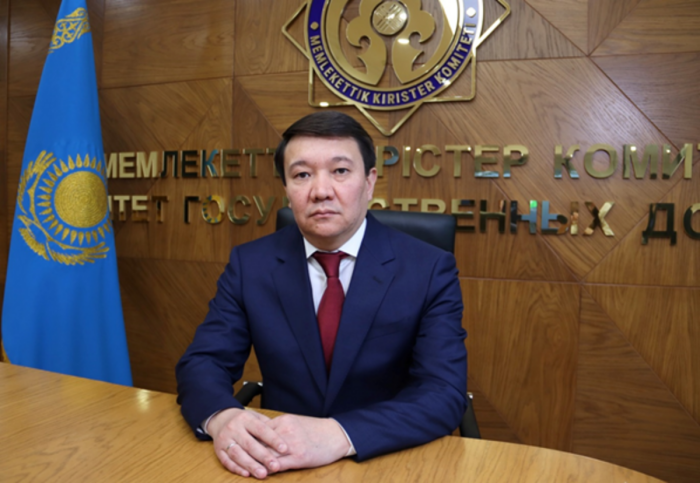 Казахстан перевел автомобильную границу с Китаем на круглосуточный режим работы