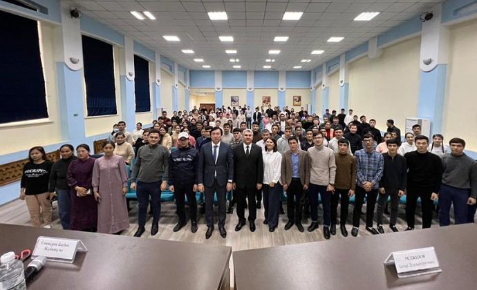 Посол Туркменистана прочитал лекцию для студентов казахстанского университета