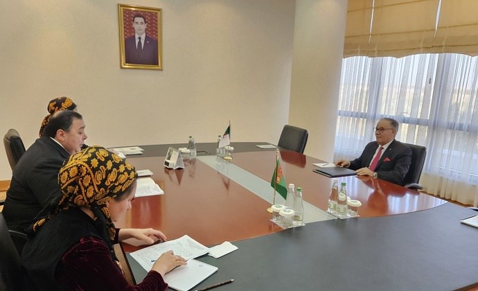 В МИД Туркменистана прошла церемония принятия копии верительных грамот посла Алжира