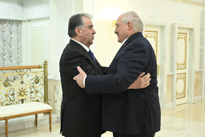 Эмомали Рахмон встретился с Александром Лукашенко