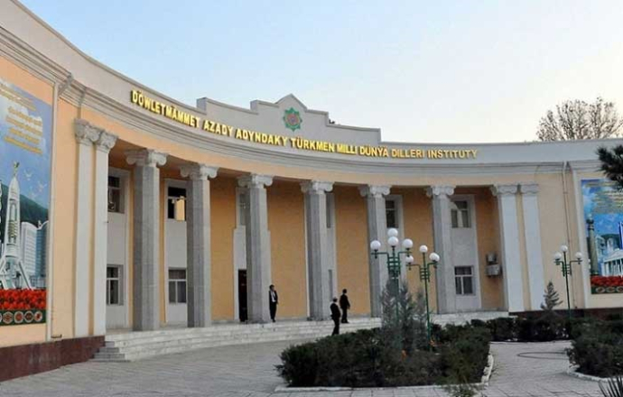 Туркменский национальный институт мировых языков проведет олимпиаду по русскому языку
