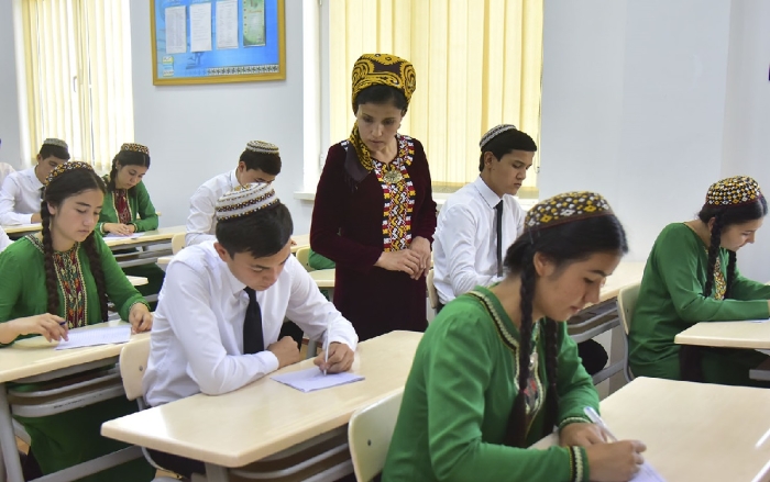 В Туркменистане стартовали тренинги по дошкольному образованию