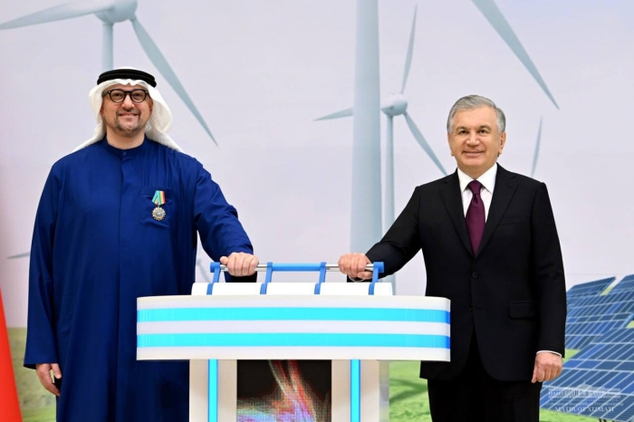В Узбекистане ввели в эксплуатацию 5 солнечных и 1 ветряную электростанцию