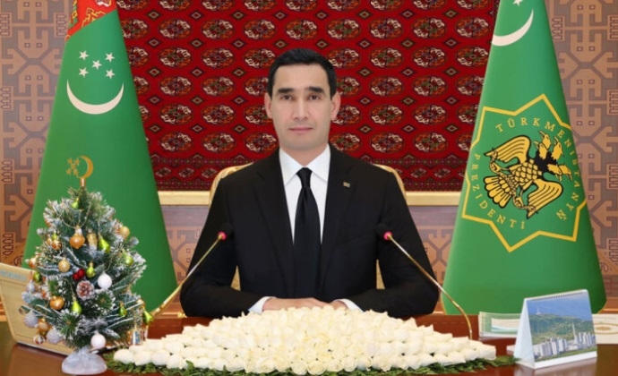 Президента Туркменистана поздравили с Новым годом мировые лидеры