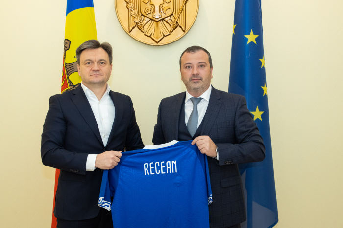 В Молдавии будут строить футбольные поля при поддержке FIFA и UEFA