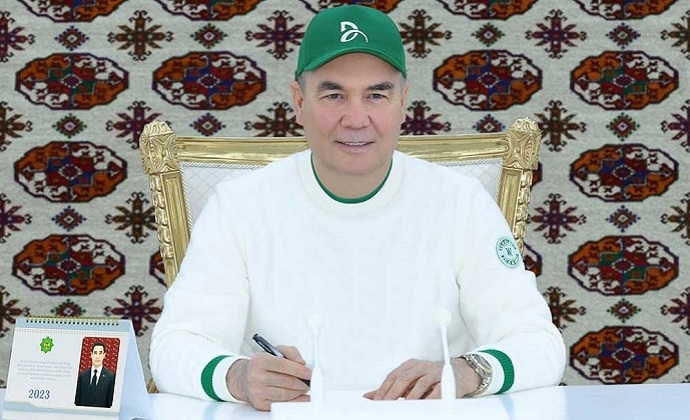 Национальный Лидер туркменского народа провёл рабочее совещание в Аркадаге