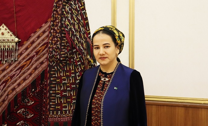 В Туркменистане лучшим научным сотрудником музея стала Сульгун Ахмедова