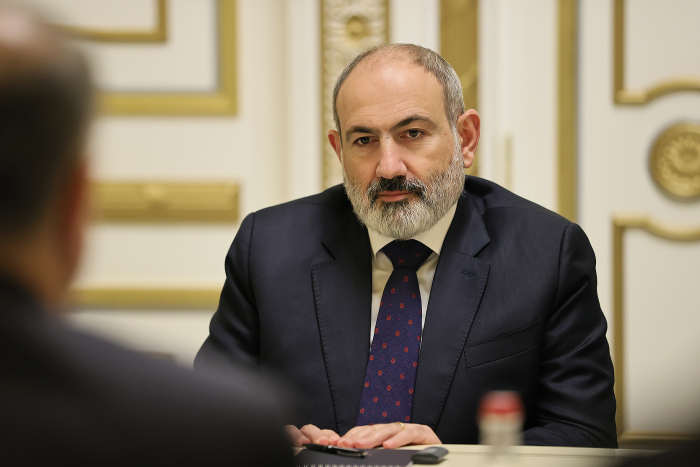 Премьер Армении и глава Азербайджана провели переговоры