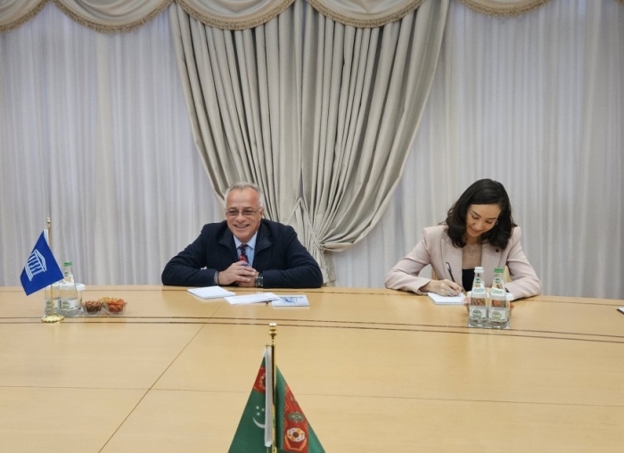 В Ашхабаде прошли переговоры с представителем ЮНЕСКО