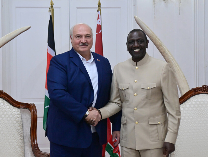 Президент Белоруссии провел переговоры с президентом Кении