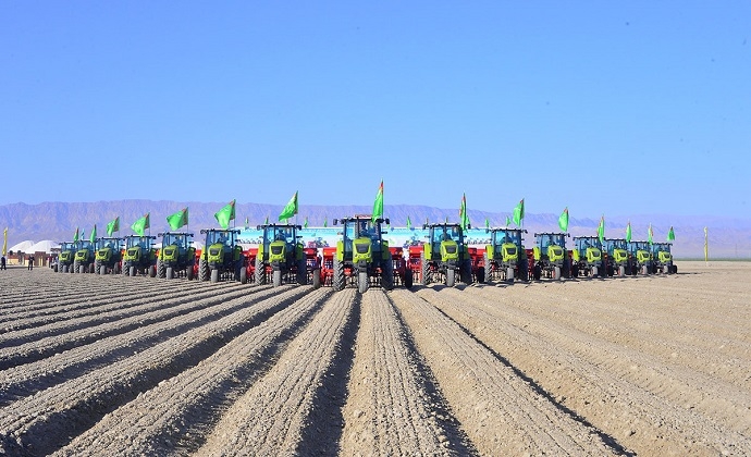 Вице-премьер Туркменистана отчитался о ходе сельхозработ